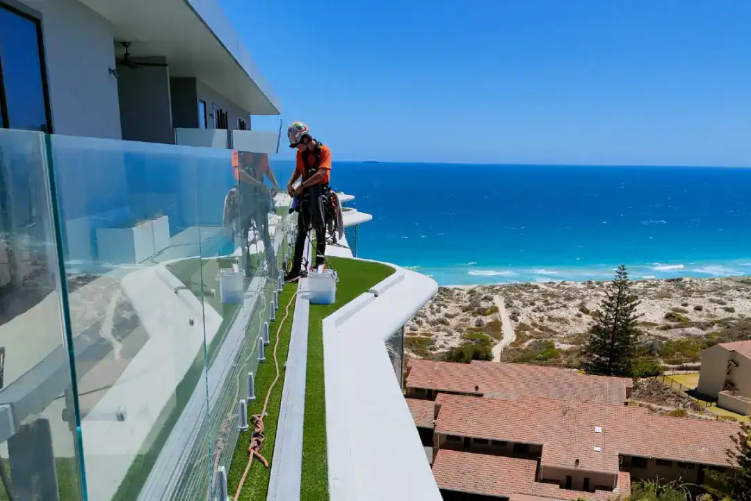 high-rise-window-cleaning-perth-05 High Rise Window Cleaning Perth