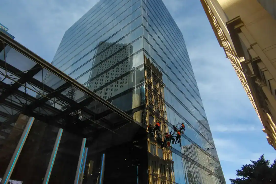 high-rise-window-cleaning-perth-07 High Rise Window Cleaning Perth