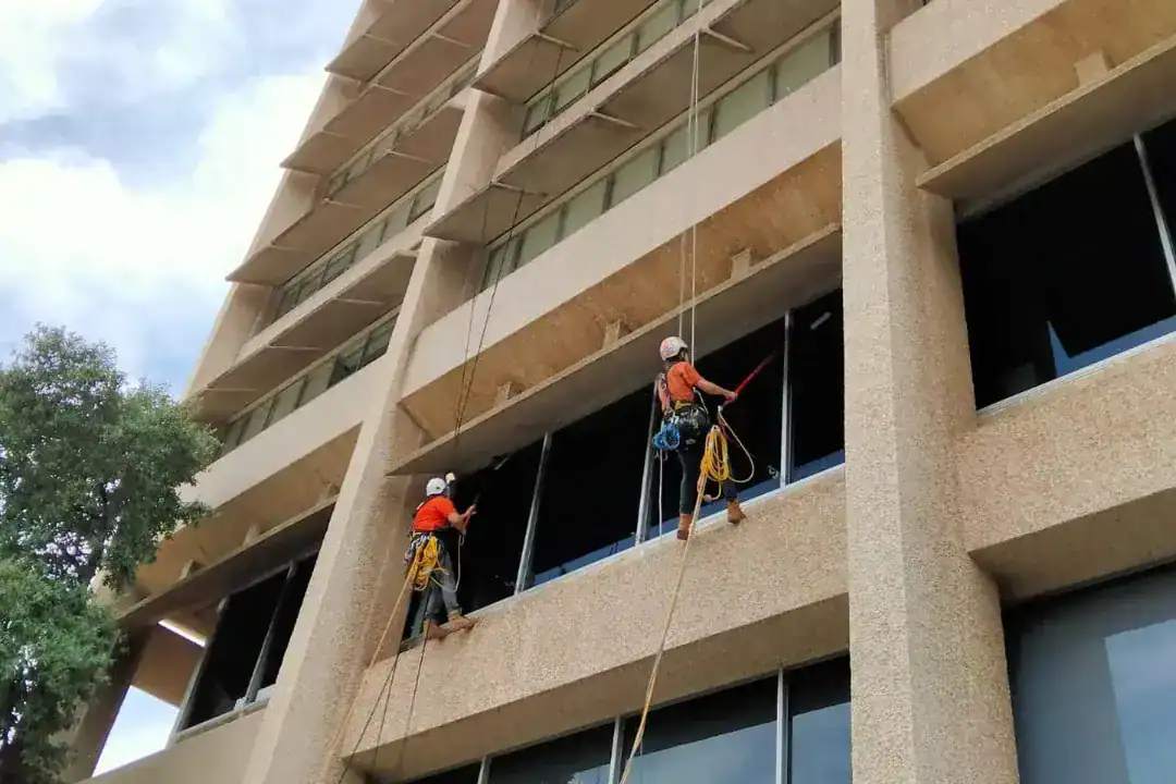 Rope Access Window Cleaning Perth